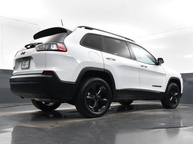Photo of 2021 Bright White Clearcoat Jeep Cherokee