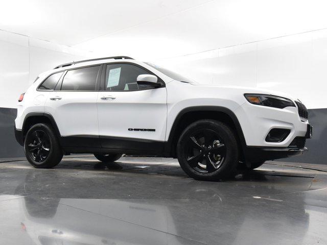 Photo of 2021 Bright White Clearcoat Jeep Cherokee