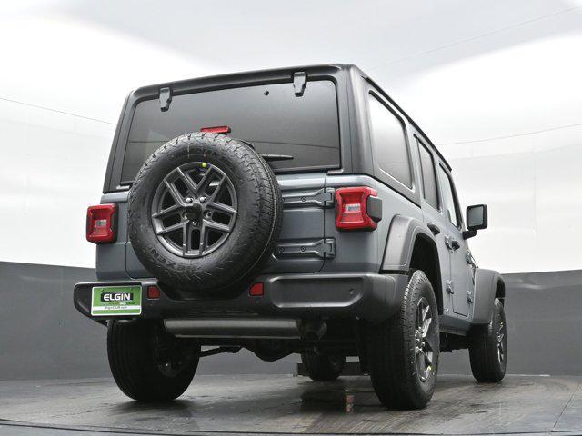 Photo of 2025 Anvil Clearcoat Jeep Wrangler