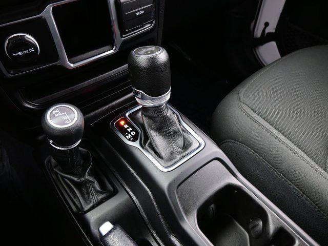 Photo of 2023 Bright White Clearcoat Jeep Wrangler