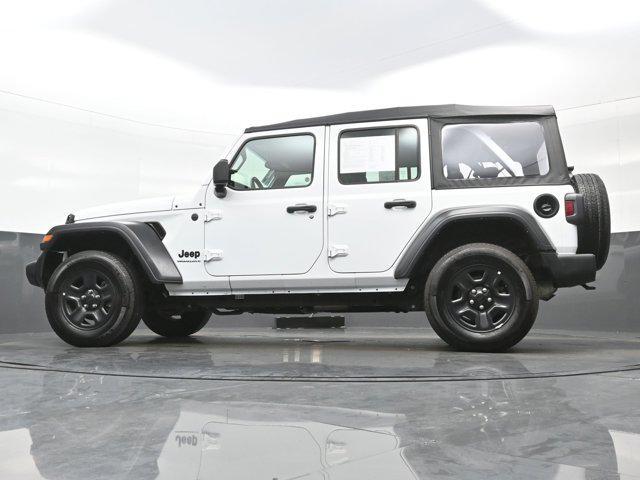 Photo of 2023 Bright White Clearcoat Jeep Wrangler