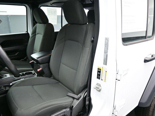 Photo of 2023 Bright White Clearcoat Jeep Wrangler