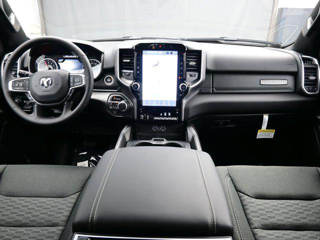 Photo of 2025 Diamond Black Crystal Pearlcoat RAM 1500
