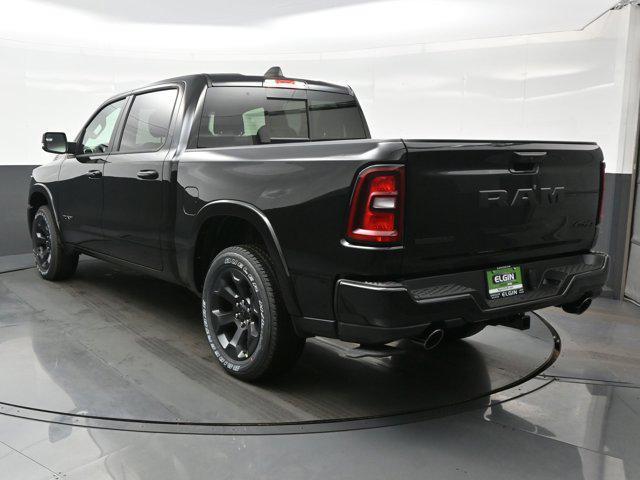 Photo of 2025 Diamond Black Crystal Pearlcoat RAM 1500