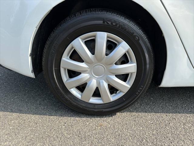 Photo of 2016 White Kia Forte