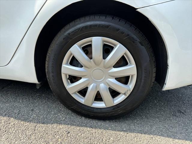 Photo of 2016 White Kia Forte