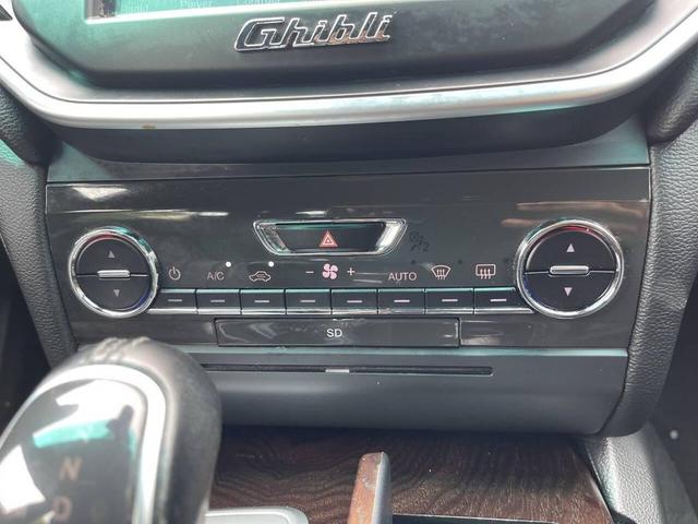 Photo of 2015 Black Maserati Ghibli