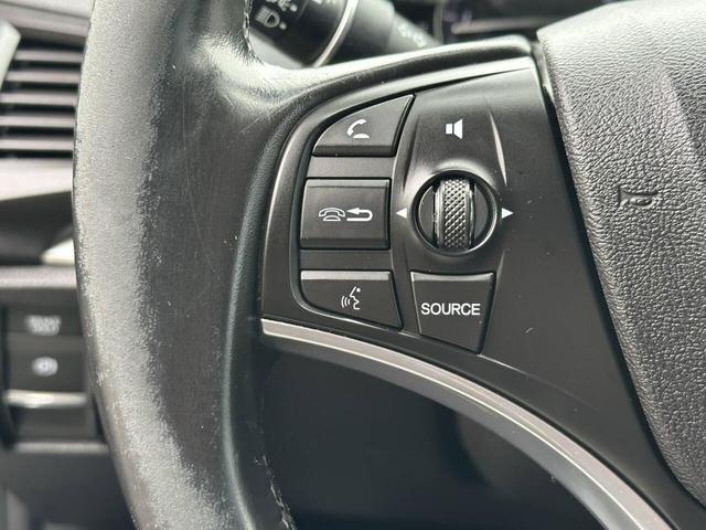 Photo of 2020 Majestic Black Pearl Acura MDX