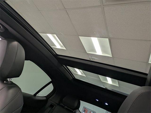 Photo of 2023 Rosso Alfa Romeo Stelvio