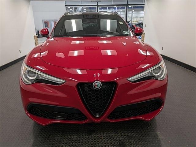 Photo of 2023 Rosso Alfa Romeo Stelvio