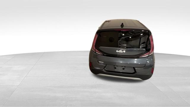 Photo of 2023 Gravity Gray Kia Soul