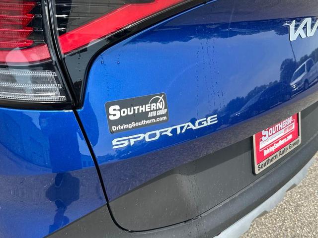 Photo of 2024 Sapphire Blue Kia Sportage