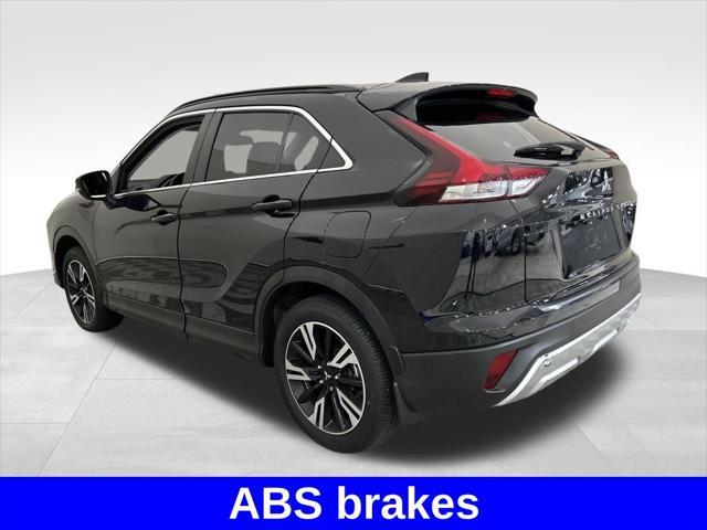 Photo of 2024 Labrador Black Pearl Mitsubishi Eclipse Cross