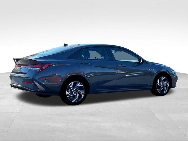 Photo of 2025 Ecotronic Gray Hyundai ELANTRA