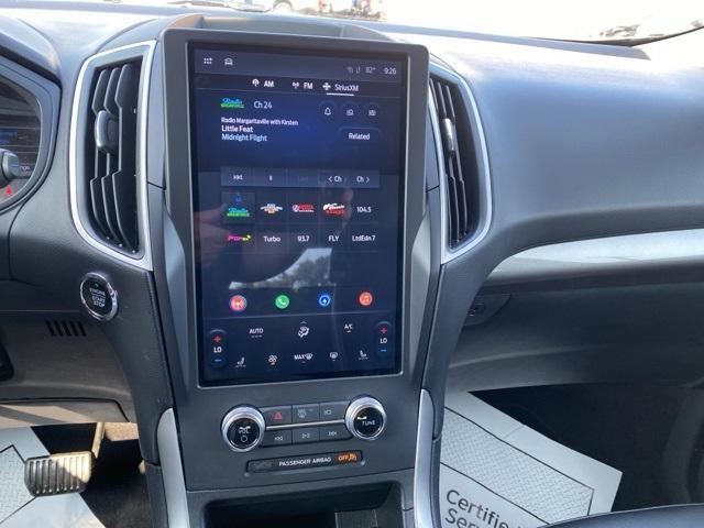 Photo of 2024 Carbonized Gray Metallic Ford Edge