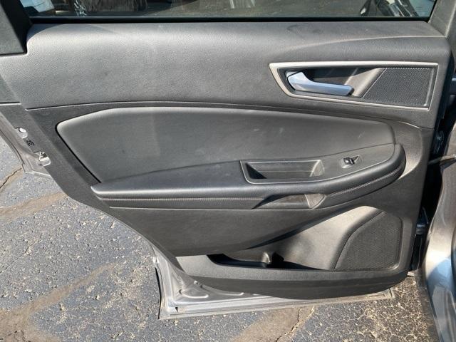 Photo of 2024 Carbonized Gray Metallic Ford Edge