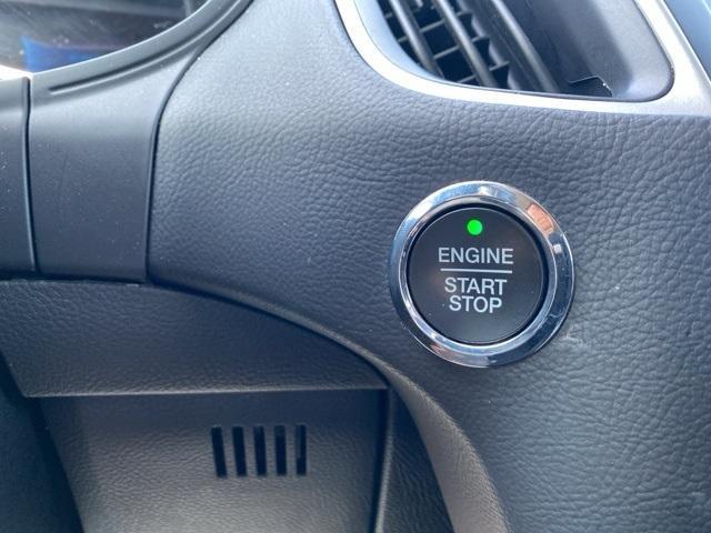 Photo of 2024 Carbonized Gray Metallic Ford Edge