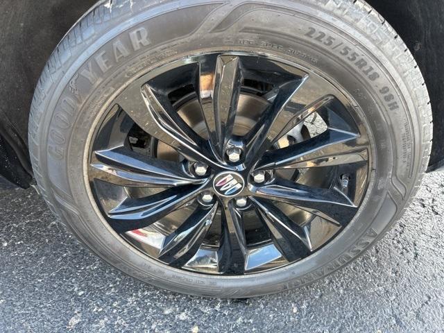 Photo of 2024 Cinnabar Metallic Buick Envista
