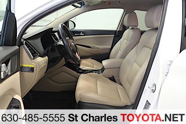 Photo of 2018 Dazzling White Hyundai TUCSON