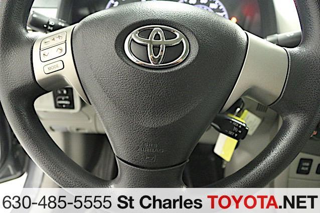 Photo of 2013 Magnetic Gray Metallic Toyota Corolla