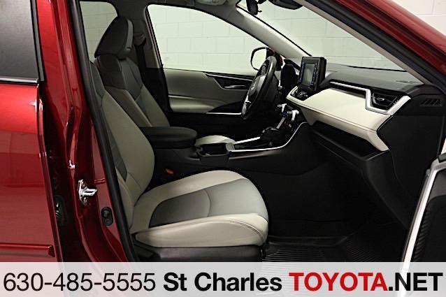 Photo of 2020 Ruby Flare Pearl Toyota RAV4