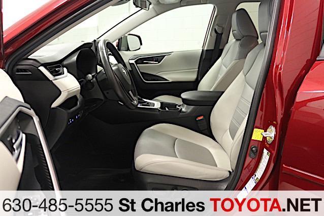 Photo of 2020 Ruby Flare Pearl Toyota RAV4