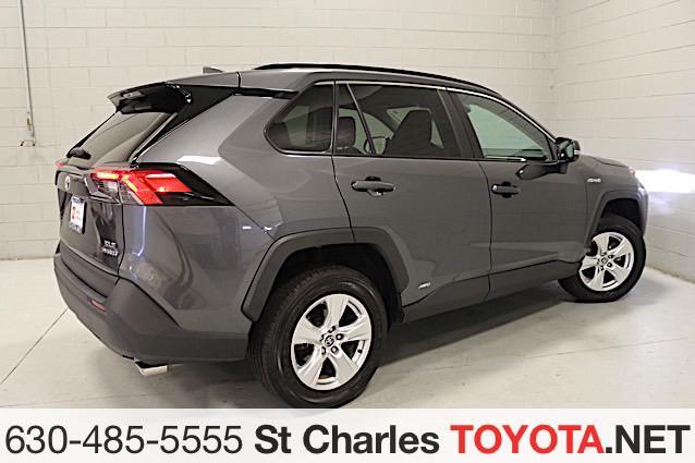 Photo of 2021 Gray Toyota RAV4 Hybrid