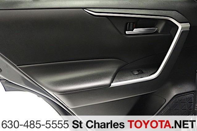 Photo of 2021 Gray Toyota RAV4 Hybrid