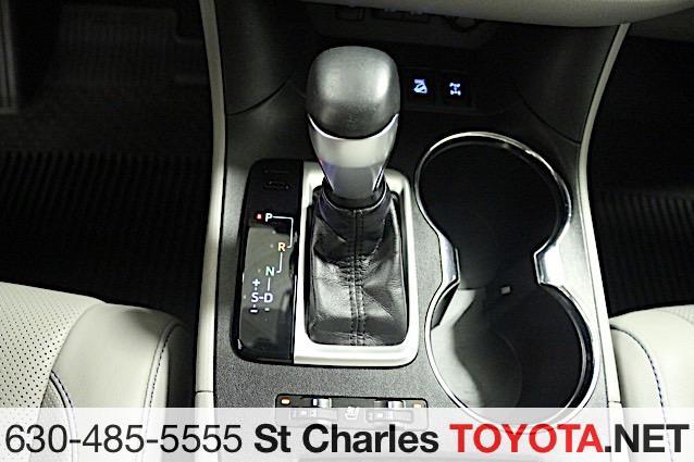 Photo of 2018 Celestial Silver Metallic Toyota Highlander
