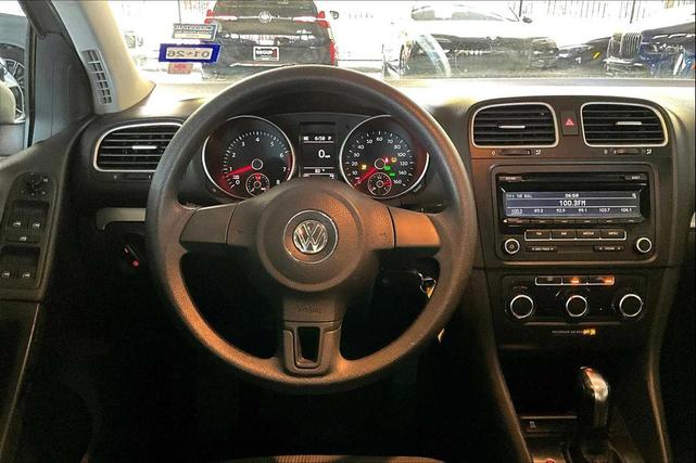 Photo of 2012 Reflex Silver Metallic Volkswagen Golf