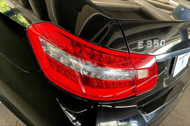 Photo of 2010 Black Mercedes-Benz E-Class