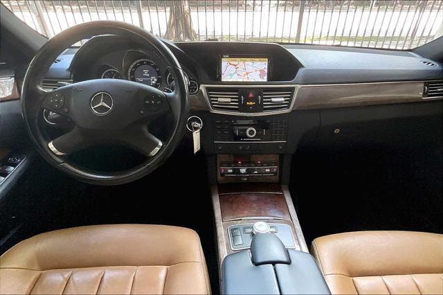 Photo of 2010 Black Mercedes-Benz E-Class