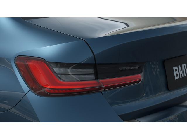 Photo of 2025 Blue BMW 330