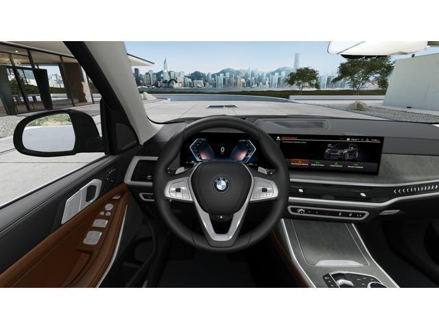 Photo of 2026 Aventurin Red Metallic BMW X7