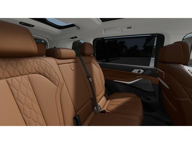 Photo of 2026 Aventurin Red Metallic BMW X7