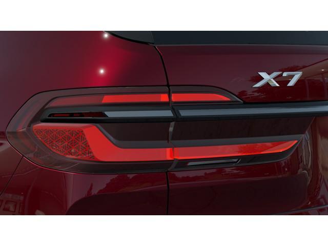 Photo of 2026 Aventurin Red Metallic BMW X7