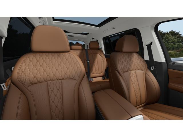 Photo of 2026 Aventurin Red Metallic BMW X7