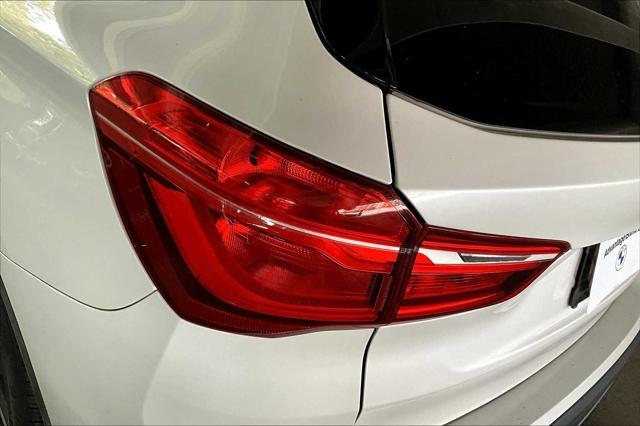 Photo of 2018 Mineral White Metallic BMW X1