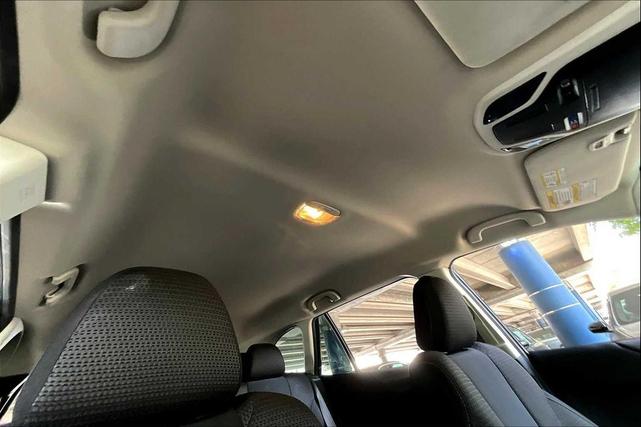 Photo of 2022 Abyss Blue Pearl Subaru Outback