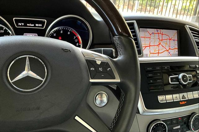 Photo of 2013 SILVER Mercedes-Benz M-Class
