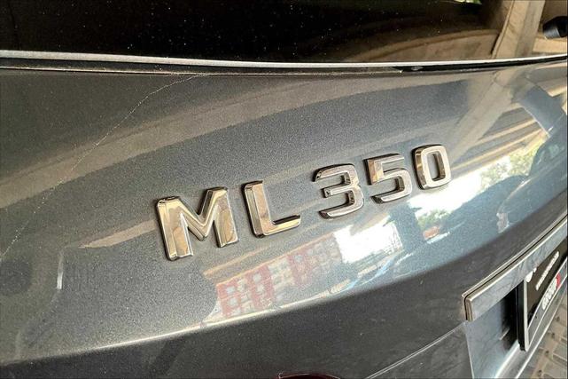 Photo of 2013 SILVER Mercedes-Benz M-Class