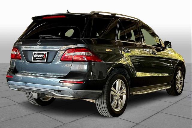 Photo of 2013 SILVER Mercedes-Benz M-Class