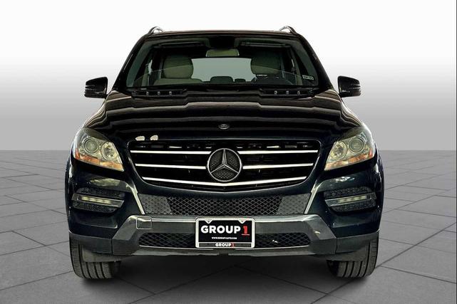 Photo of 2013 SILVER Mercedes-Benz M-Class