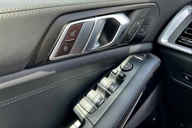 Photo of 2024 Alpine White BMW X5 PHEV