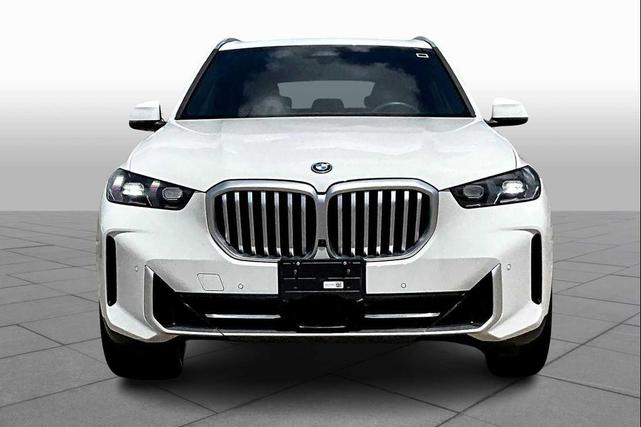 Photo of 2024 Alpine White BMW X5 PHEV