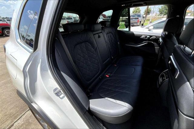 Photo of 2024 Alpine White BMW X5 PHEV
