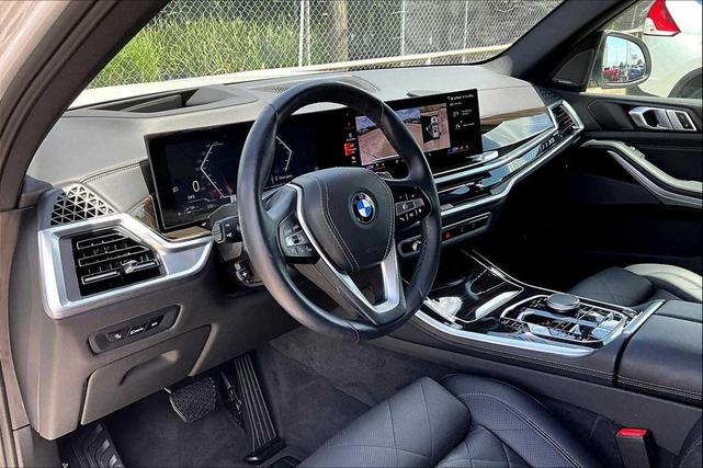 Photo of 2024 Alpine White BMW X5 PHEV