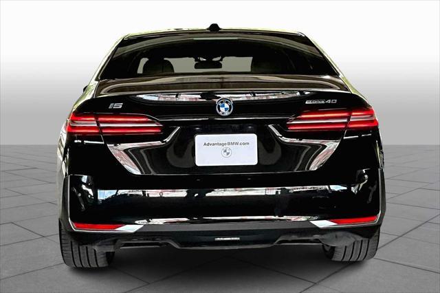 Photo of 2024 Black Sapphire Metallic BMW i5