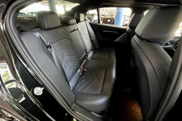 Photo of 2024 Black Sapphire Metallic BMW i5