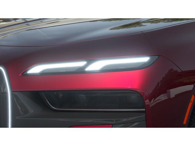 Photo of 2025 Aventurin Red Metallic BMW 750e